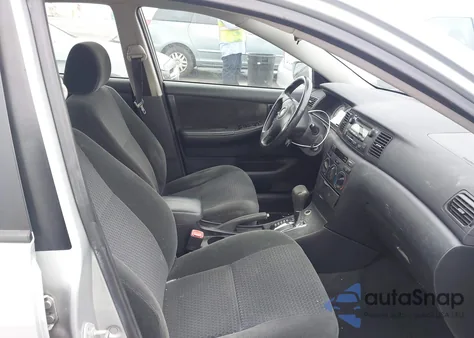 2005 Toyota Corolla S z USA, uszkodzony, nr VIN 1NXBR32E85Z538398